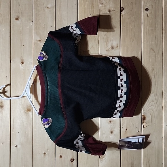 NHL Arizona Coyotes Jersey Size Infants 12/24 months NWT - Picture 8 of 9